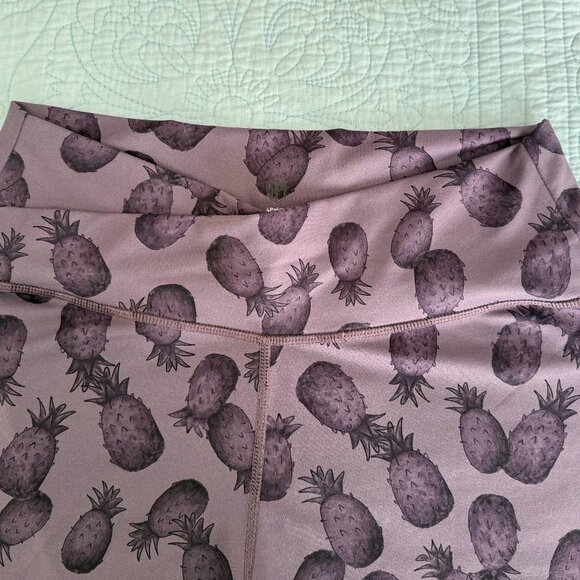 Born Primitive Hustle Booty Shorts Womens XL Purple Pineapple Print Workout - Picture 4 of 7